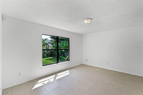 Casa en venta en Orlando, Florida, 3 dormitorios, 161.65 m2 № 1899004 - foto 4