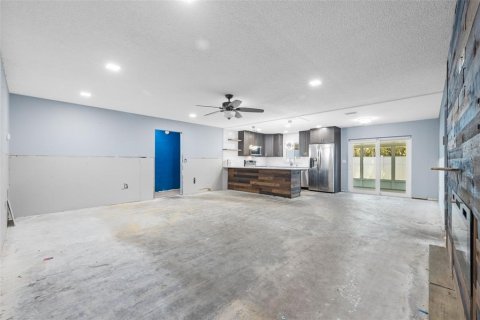 House in Palmetto, Florida 4 bedrooms, 168.62 sq.m. № 1690288 - photo 2