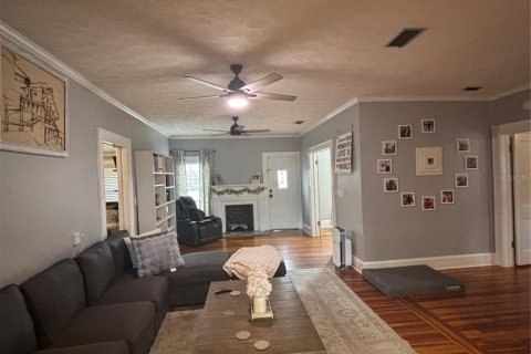 House in Plant City, Florida 5 bedrooms, 233.46 sq.m. № 1447411 - photo 17