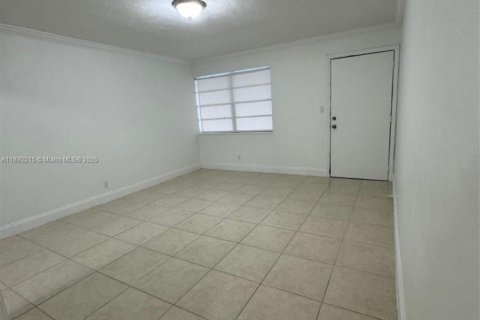 Купить кондоминиум в Суитуотер, Флорида 2 спальни, 72м2, № 2055010 - фото 10