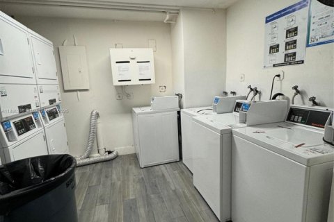 Купить кондоминиум в Суитуотер, Флорида 2 спальни, 72м2, № 2055010 - фото 15