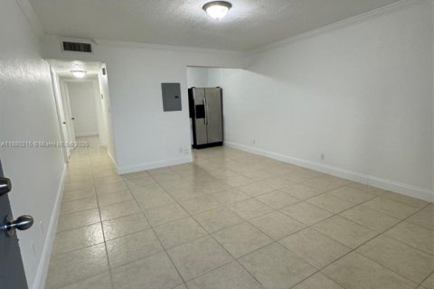 Купить кондоминиум в Суитуотер, Флорида 2 спальни, 72м2, № 2055010 - фото 13