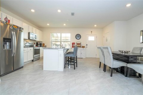 Touwnhouse à louer à Winter Garden, Floride: 3 chambres, 145.67 m2 № 2119301 - photo 13