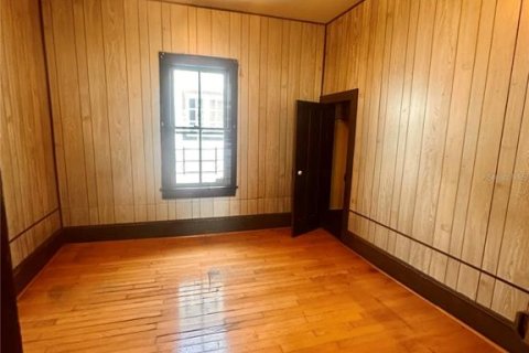 House in Gainesville, Florida 3 bedrooms, 100.33 sq.m. № 1843026 - photo 8