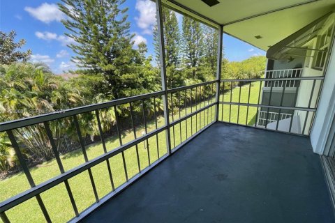 Copropriété à vendre à Hollywood, Floride: 1 chambre, 69.12 m2 № 2255055 - photo 9