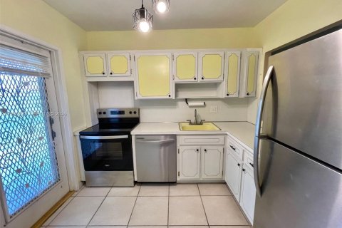 Copropriété à vendre à Hollywood, Floride: 1 chambre, 69.12 m2 № 2255055 - photo 15