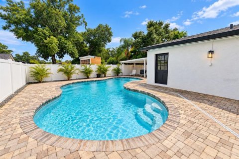 Villa ou maison à louer à Brandon, Floride: 3 chambres, 139.26 m2 № 2431695 - photo 11