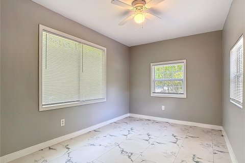 House in Fort Myers, Florida 3 bedrooms, 86.03 sq.m. № 1913141 - photo 30