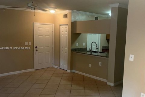 Снять в аренду кондоминиум в Уэст-Палм-Бич, Флорида 1 спальня, 78.32м2, № 1991355 - фото 9