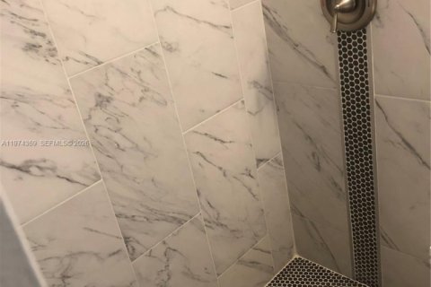 Apartamento en alquiler en Fort Lauderdale, Florida, 1 dormitorio № 2036620 - foto 13