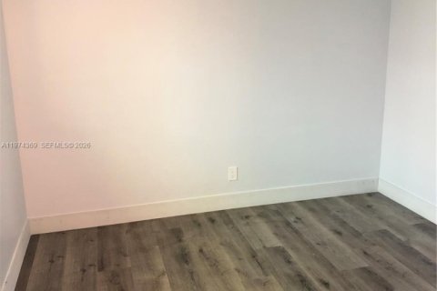 Apartamento en alquiler en Fort Lauderdale, Florida, 1 dormitorio № 2036620 - foto 9