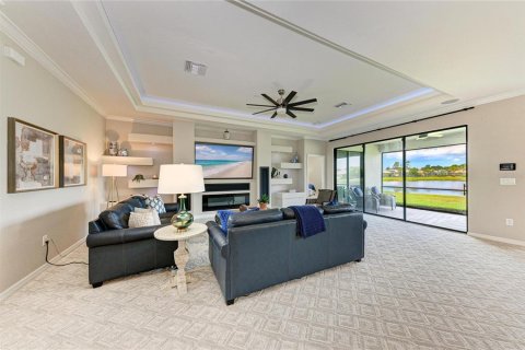 Villa ou maison à vendre à Bradenton, Floride: 3 chambres, 228.08 m2 № 2220193 - photo 5