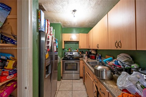 House in Homestead, Florida 3 bedrooms, 166.57 sq.m. № 2013166 - photo 15