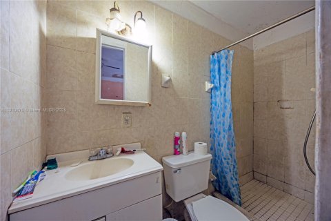 House in Homestead, Florida 3 bedrooms, 166.57 sq.m. № 2013166 - photo 16