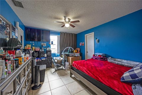 House in Homestead, Florida 3 bedrooms, 166.57 sq.m. № 2013166 - photo 8