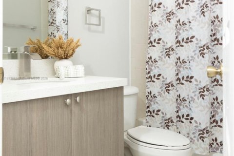 Townhouse in Lauderhill, Florida 3 bedrooms, 130.06 sq.m. № 1930691 - photo 28