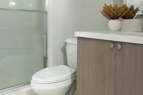 Townhouse in Lauderhill, Florida 3 bedrooms, 130.06 sq.m. № 1930691 - photo 21