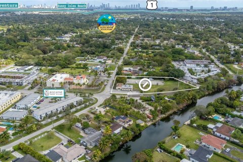 Купить коммерческую недвижимость в Майами, Флорида № 2048181 - фото 2