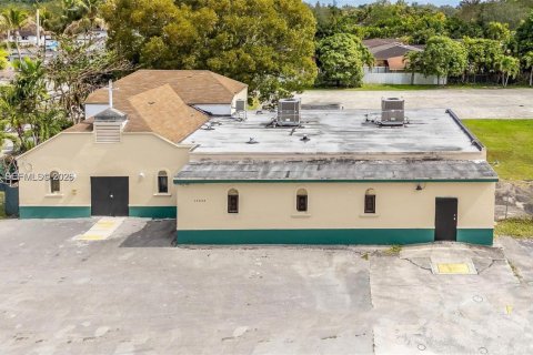 Купить коммерческую недвижимость в Майами, Флорида № 2048181 - фото 9