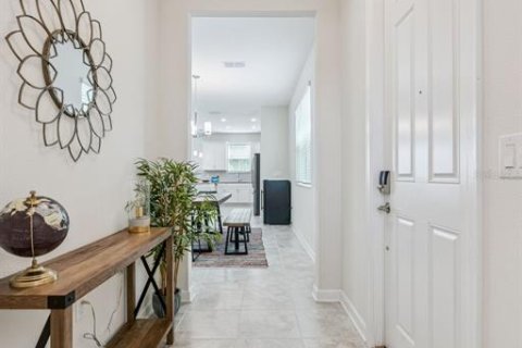 Touwnhouse à vendre à Kissimmee, Floride: 3 chambres, 187.29 m2 № 2339042 - photo 4