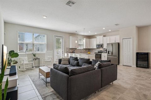 Touwnhouse à vendre à Kissimmee, Floride: 3 chambres, 187.29 m2 № 2339042 - photo 8