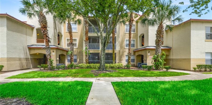 Condo in Altamonte Springs, Florida, 1 bedroom  № 2198383
