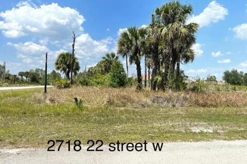 Immobilier commercial à Lehigh Acres, Floride № 2251972