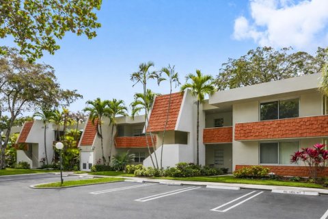 Condo in Pompano Beach, Florida, 3 bedrooms  № 2041558 - photo 3