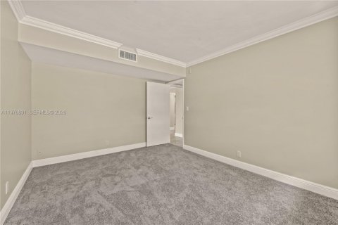 Condo in Pompano Beach, Florida, 3 bedrooms  № 2041558 - photo 19