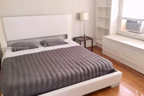 Copropriété à vendre à Miami Beach, Floride: 1 chambre, 65.03 m2 № 2066159 - photo 4