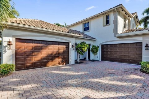 Купить виллу или дом в Дейви, Флорида 5 спален, 443.52м2, № 1948945 - фото 8