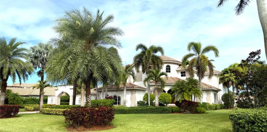 Дом в Дейви, Флорида 5 спален, 443.52м2 № 1948945