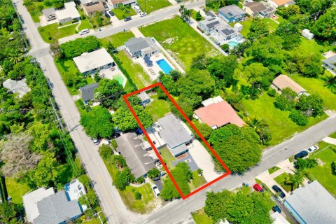 Casa en alquiler en Fort Lauderdale, Florida, 1 dormitorio, 65.03 m2 № 1976926 - foto 11