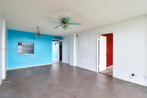 Condominio en venta en Oakland Park, Florida, 2 dormitorios, 90.58 m2 № 1897471 - foto 3