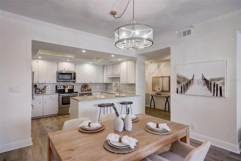 Condominio en venta en Belleair, Florida, 2 dormitorios, 130.34 m2 № 2098061 - foto 6