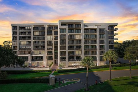Condominio en venta en Belleair, Florida, 2 dormitorios, 130.34 m2 № 2098061 - foto 2