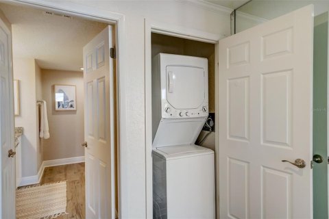 Condominio en venta en Belleair, Florida, 2 dormitorios, 130.34 m2 № 2098061 - foto 16