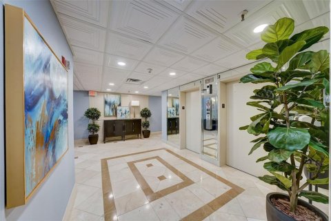 Condominio en venta en Belleair, Florida, 2 dormitorios, 130.34 m2 № 2098061 - foto 25