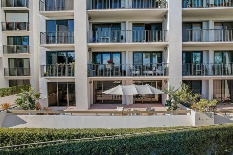 Condominio en venta en Belleair, Florida, 2 dormitorios, 130.34 m2 № 2098061 - foto 26