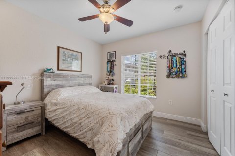 Купить виллу или дом в Катлер-Бей, Флорида 3 спальни, 162.49м2, № 2068159 - фото 17