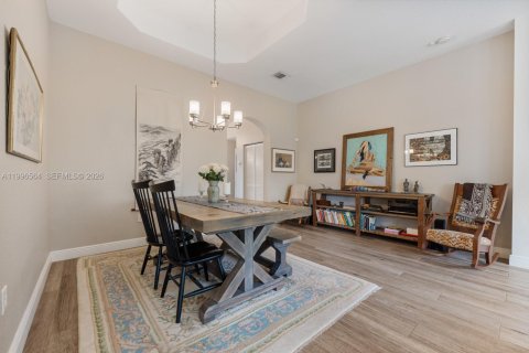 Купить виллу или дом в Катлер-Бей, Флорида 3 спальни, 162.49м2, № 2068159 - фото 7