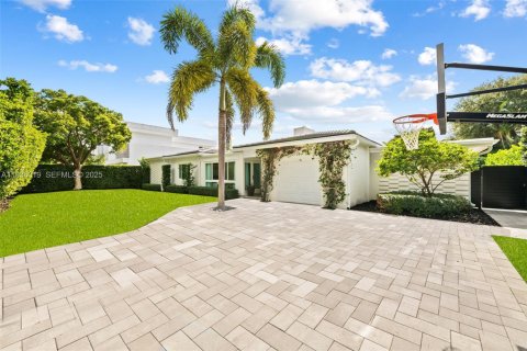 Villa ou maison à vendre à Fort Lauderdale, Floride: 3 chambres № 1995645 - photo 2