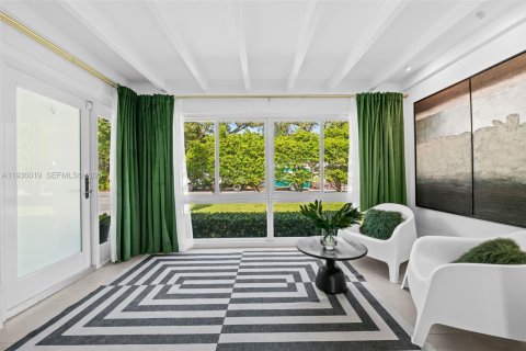 Villa ou maison à vendre à Fort Lauderdale, Floride: 3 chambres № 1995645 - photo 4