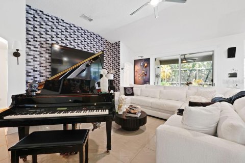 Casa en venta en Orlando, Florida, 4 dormitorios, 220.18 m2 № 1872975 - foto 19