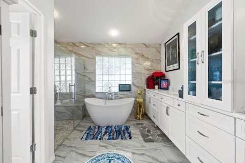 Casa en venta en Orlando, Florida, 4 dormitorios, 220.18 m2 № 1872975 - foto 27