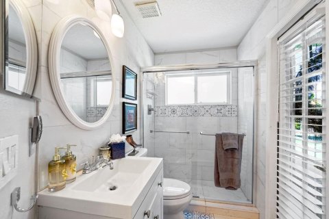 Casa en venta en Orlando, Florida, 4 dormitorios, 220.18 m2 № 1872975 - foto 24