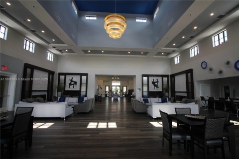 Снять в аренду таунхаус в Майами, Флорида 4 спальни, 214.79м2, № 1941444 - фото 24