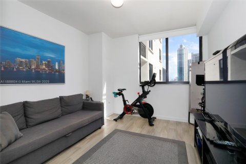 Condominio en alquiler en Miami, Florida, 2 dormitorios, 111.2 m2 № 1938908 - foto 15