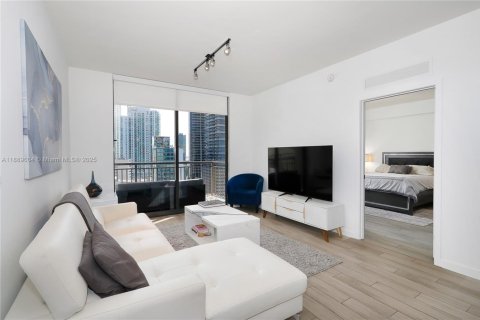 Condominio en alquiler en Miami, Florida, 2 dormitorios, 111.2 m2 № 1938908 - foto 6