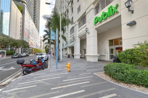 Copropriété à louer à Miami, Floride: 2 chambres, 111.2 m2 № 1938908 - photo 28